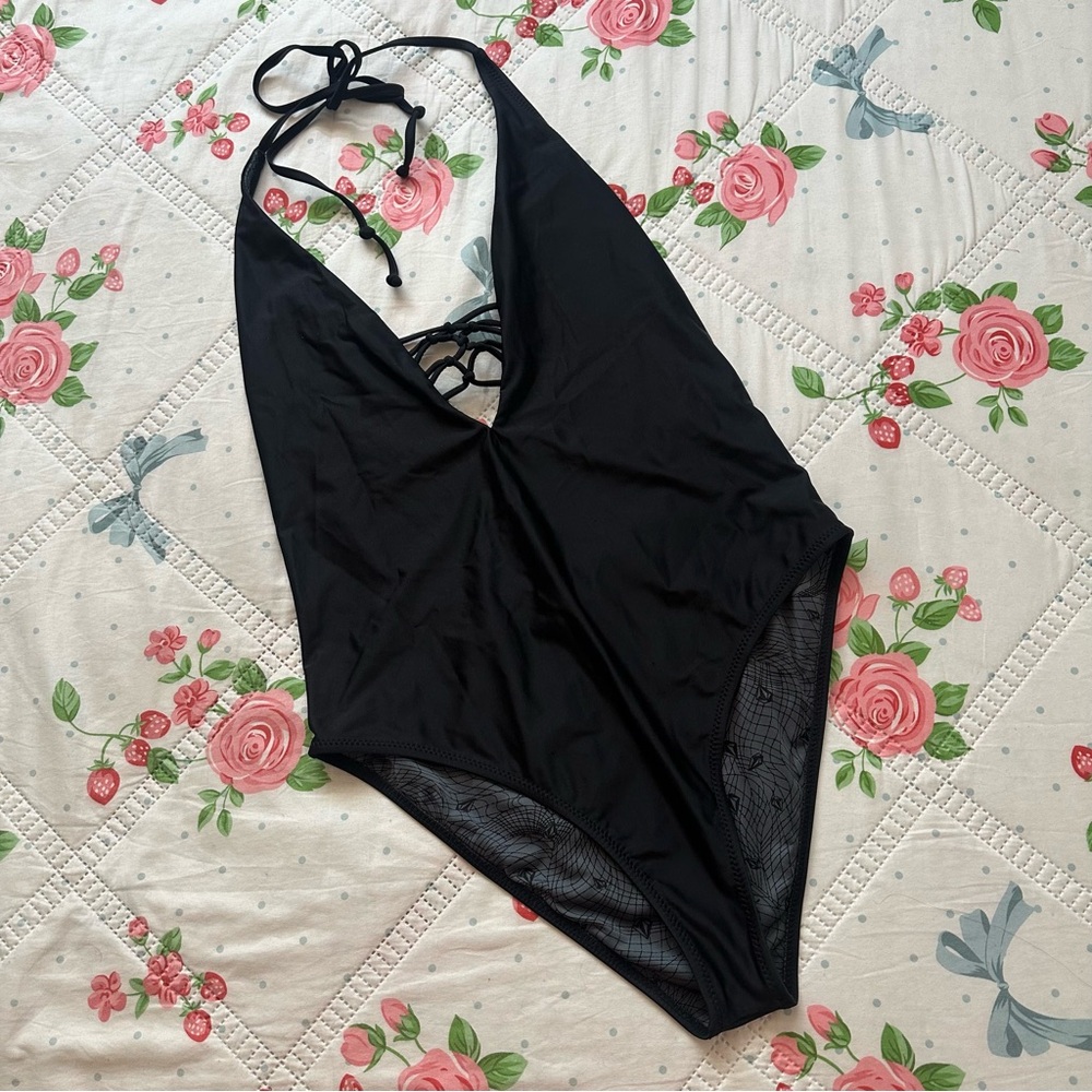 Volcom Black One Piece Halter Bathing Suit Full Coverage Sz Large